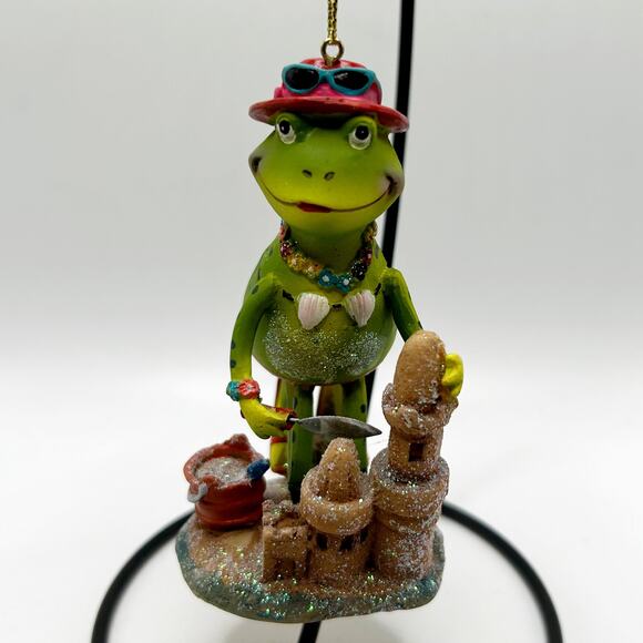 Female Frog Building Sand Castle Beach Summer Time Christmas Ornament - Picture 1 of 4